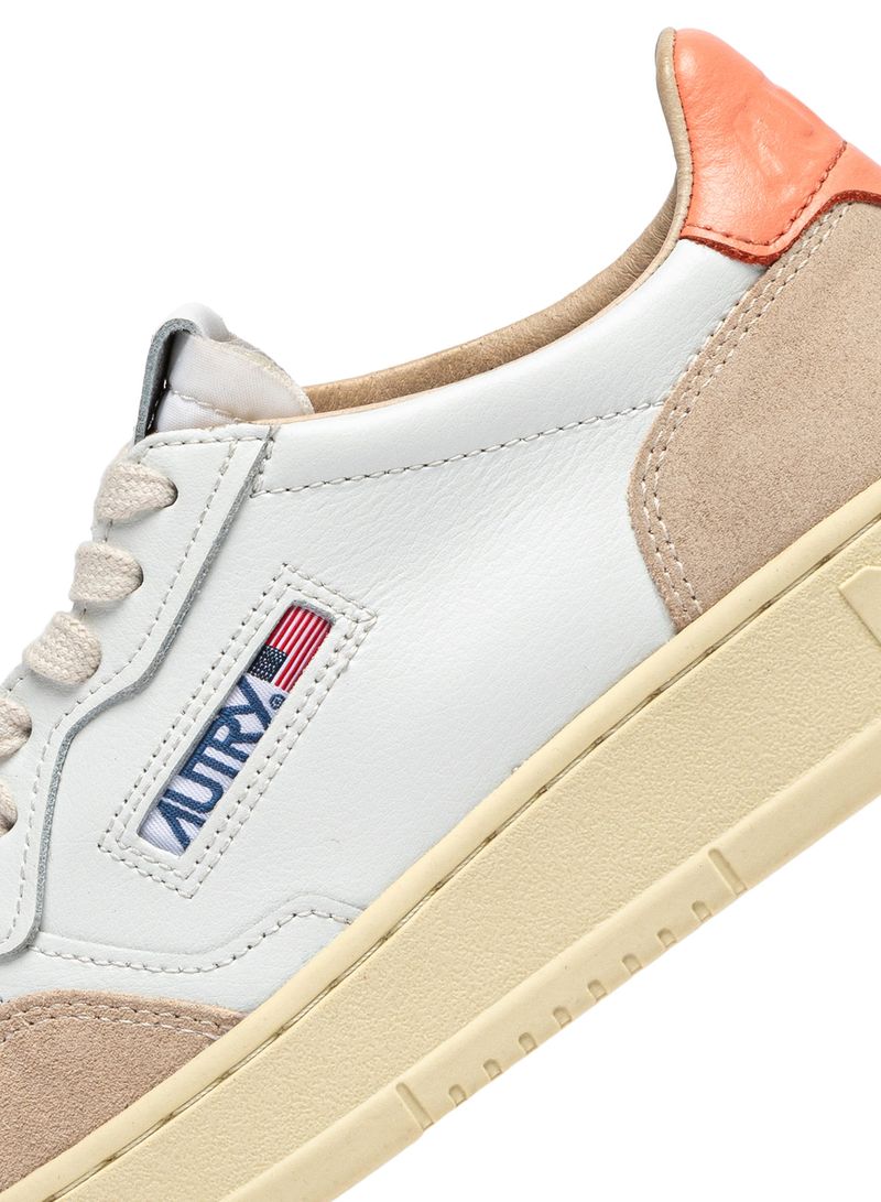 AUTRY - Basket Medalist Low cuir blanc / Peachp