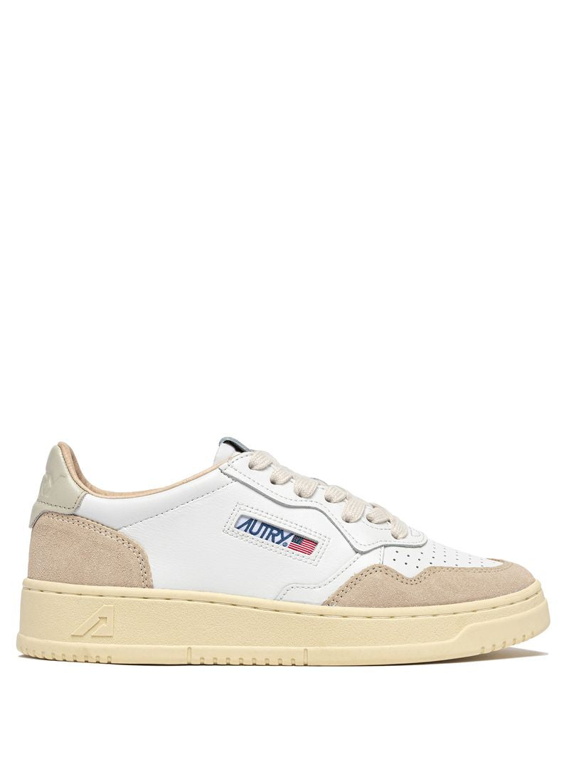 AUTRY - Basket Medalist Low cuir suede White / Pelican