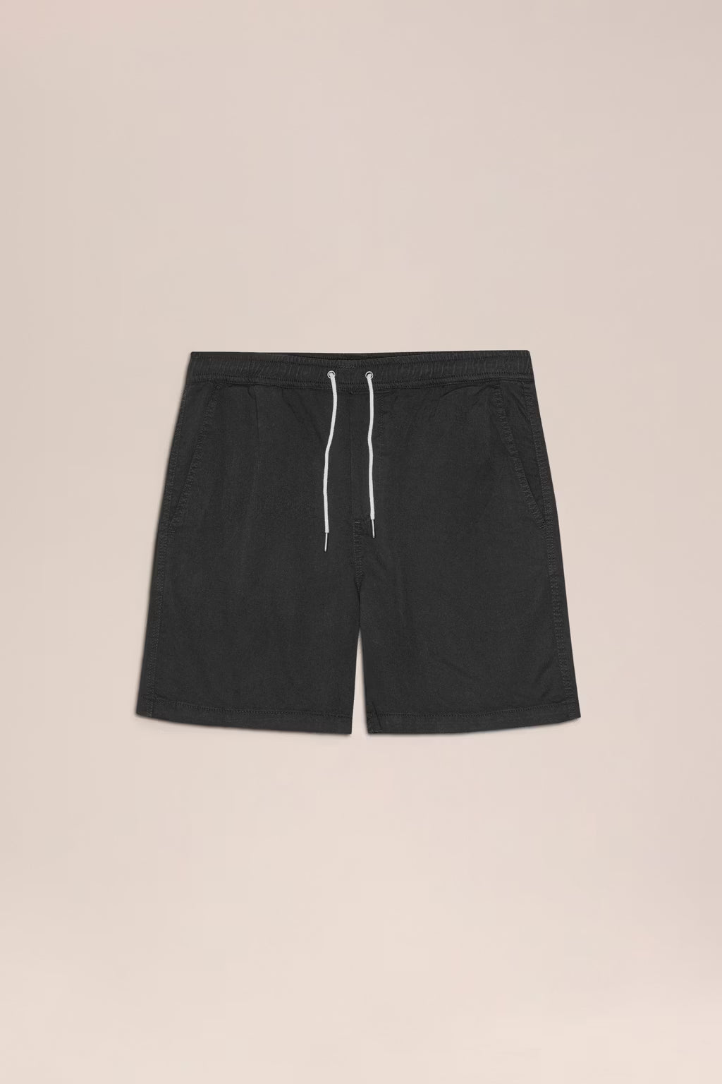 NN07 - SHort Gregor 1154 Black