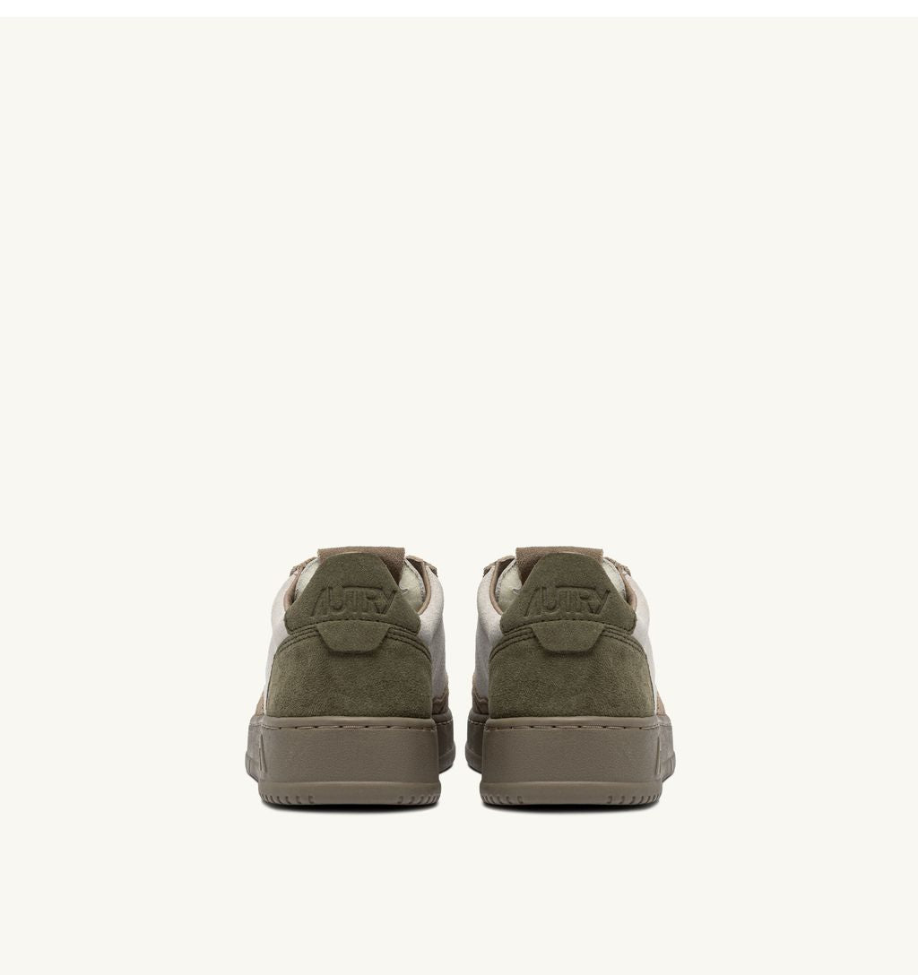 AUTRY - Basket Medalist Low Tricolor suede Giungla/White/antilop