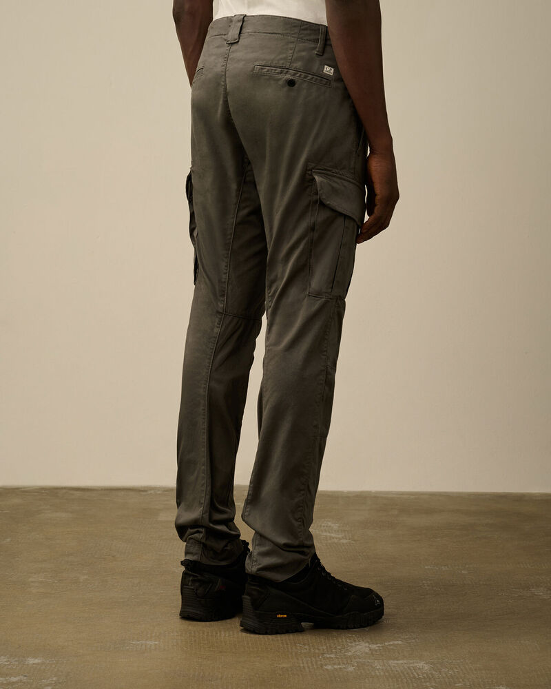 C.P. Company - Pantalon strech sateen ergonomic lens double cargo Smoked Pearl
