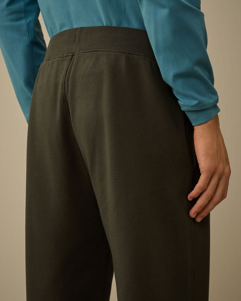 C.P. Company - Pantalon Diagonal Raised Fleece Cargo sweatpants Dark Shadow