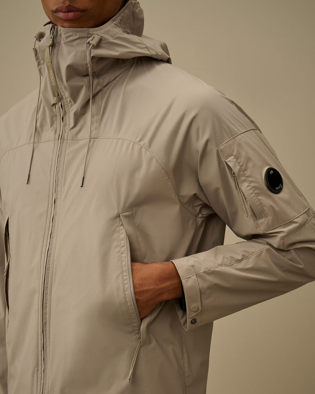 C.P. Company - Blouson Pro-Tek Hooded Lens Jacket Dove - grey