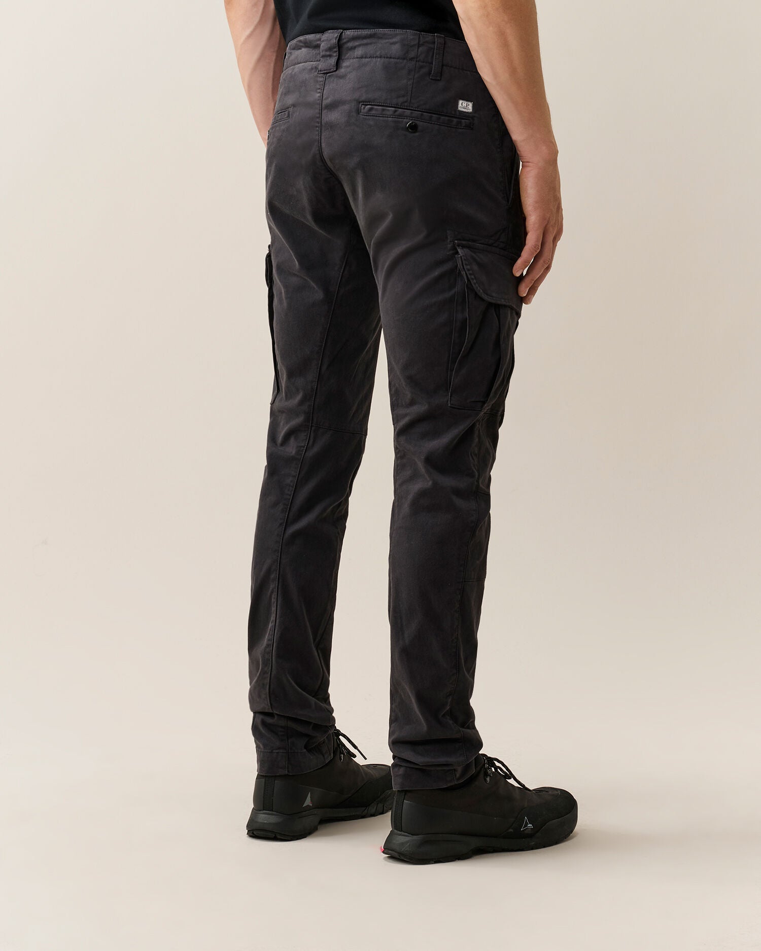 C.P. Company - Pantalon cargo Strech Sateen Ergonomic Black