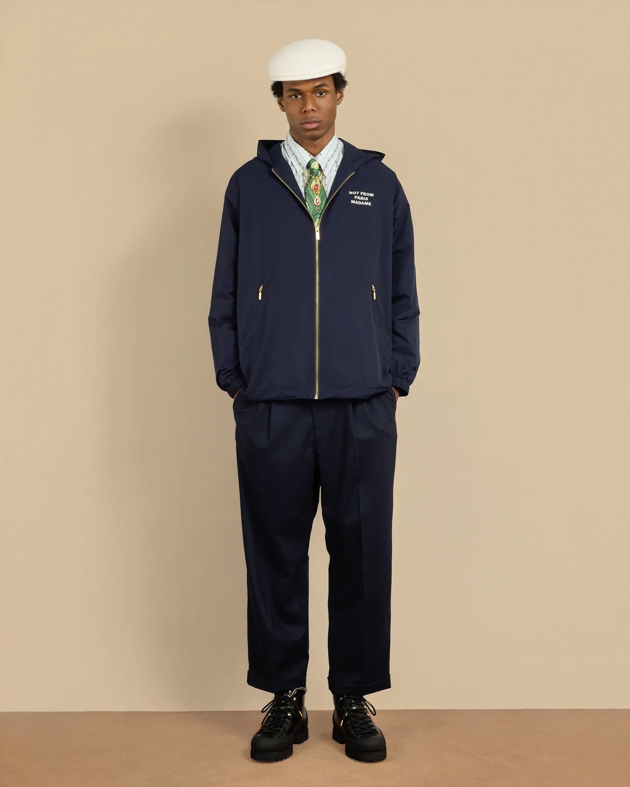 Drôle de Monsieur - La Veste Capuche Slogan Marine