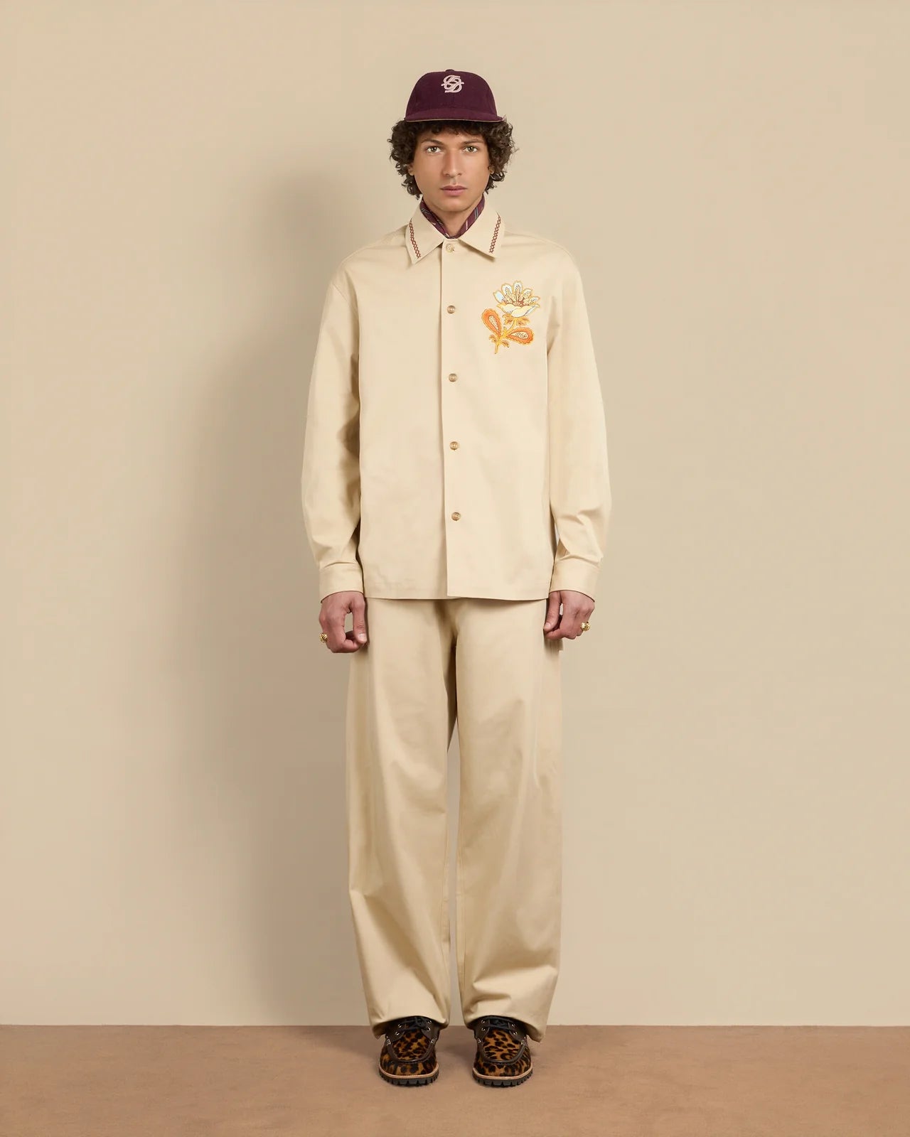 Drôle de Monsieur - La Surchemise Brodée Fleur Beige