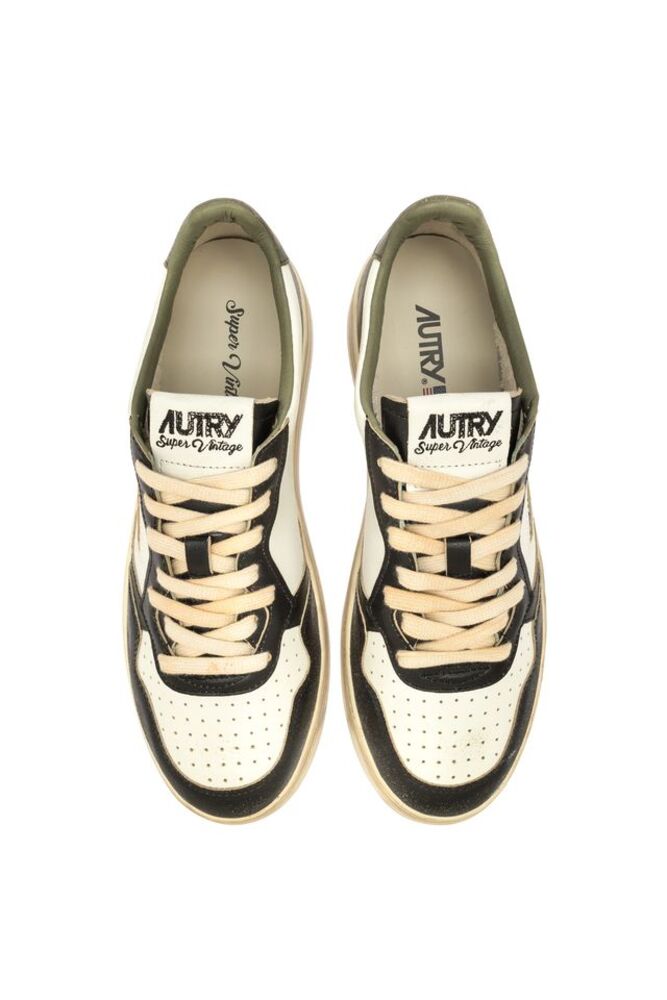 AUTRY - Basket Medalist Super Vintage cuir Blanc covert green et Noir