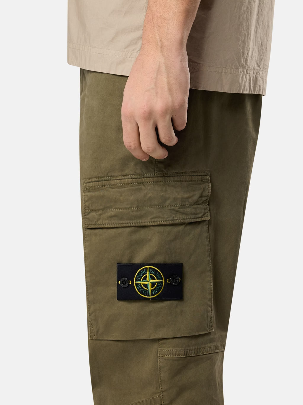Stone Island - 3100051 Pantalon Cargo organic coton STRETCH BROKEN TWILL 'OLD' EFFECT Vert Militaire