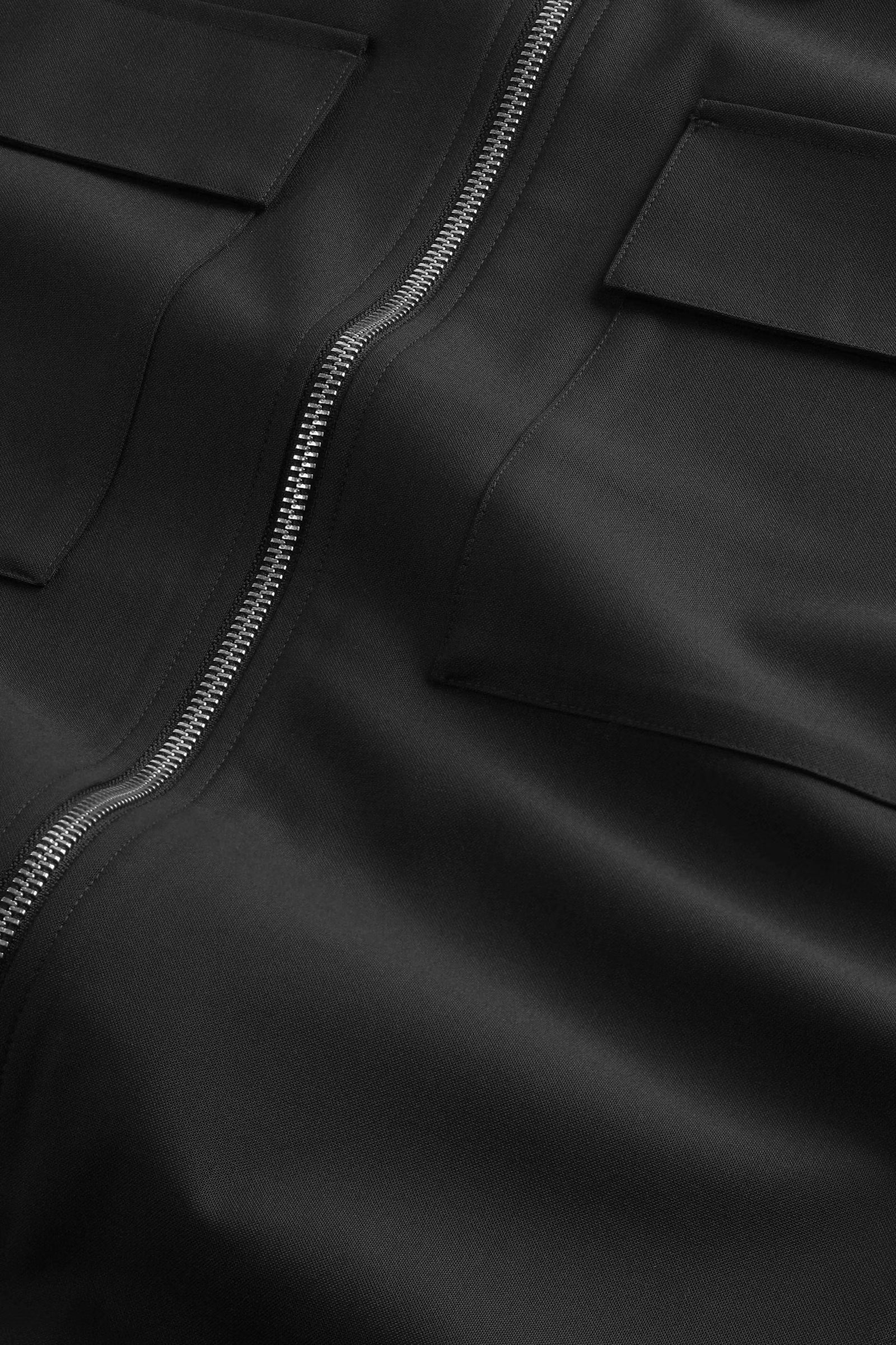 NN07 - Alban 1088 Two-way zipper Hybrid Black