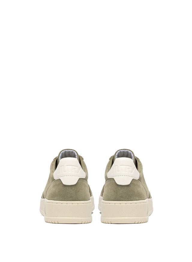 AUTRY - Basket Medalist Low Finish/suede GreyGreen/ White