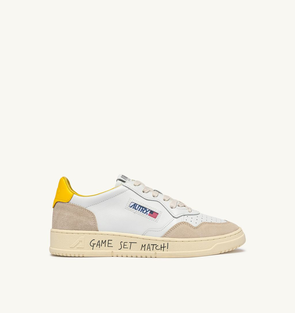 AUTRY - Basket Medalist Low Game Set Match cuir/Suede Blanc/Jaune