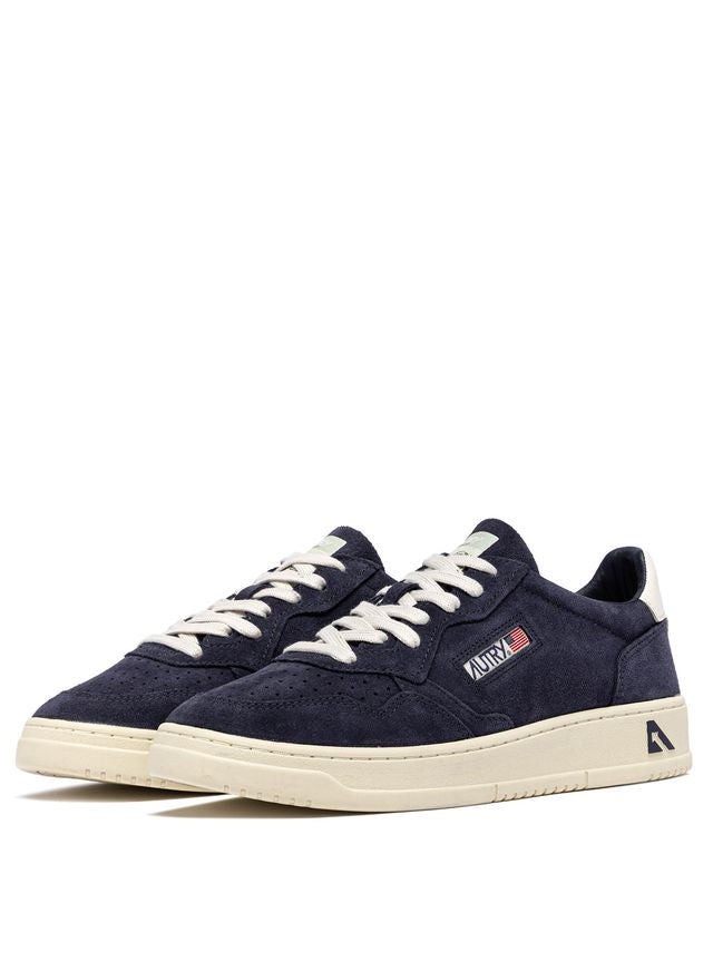 AUTRY - Basket Medalist Low Finish/suede SpBlue/ White