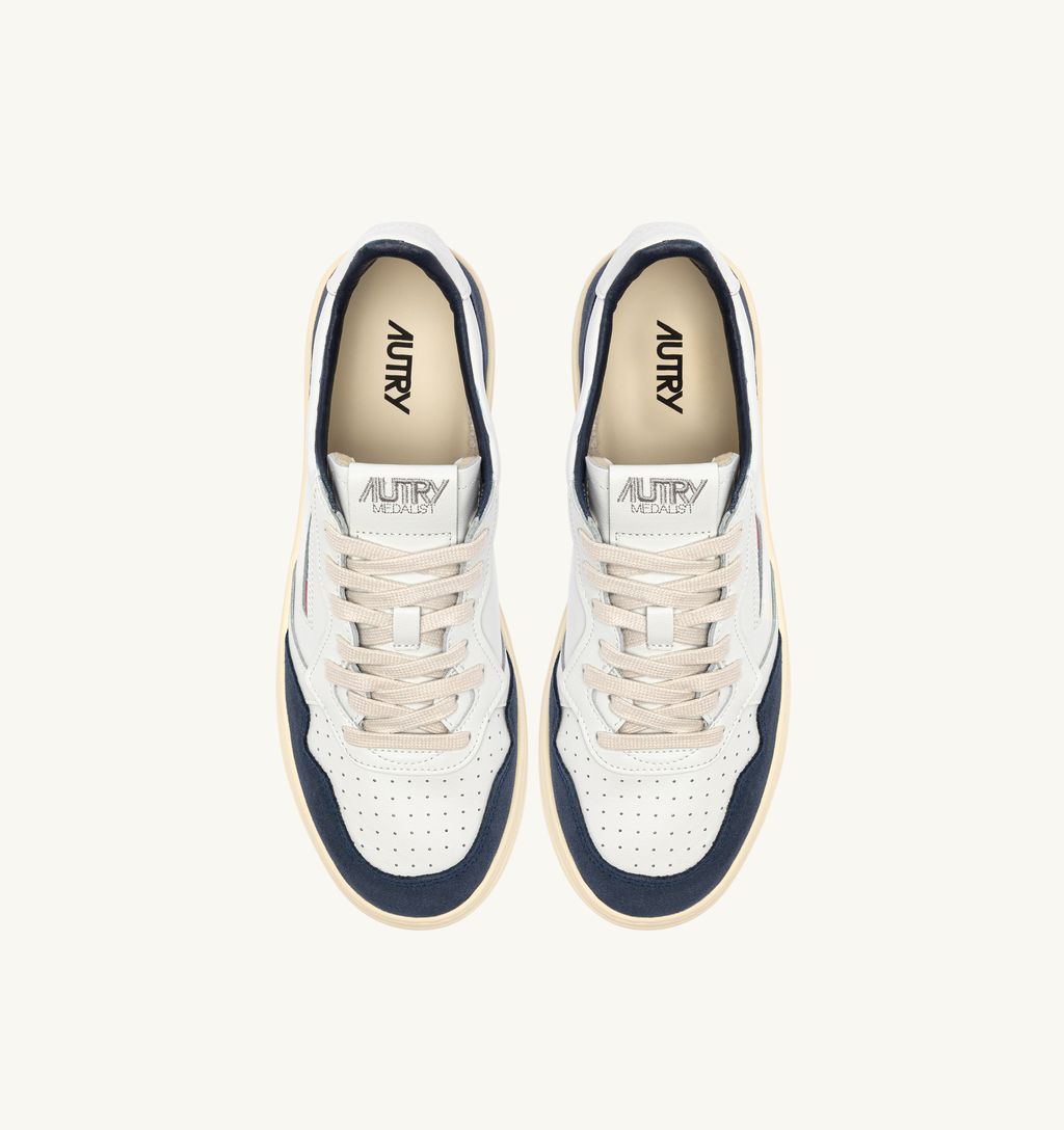 AUTRY - Basket Medalist Low Soft Leather/Suede White/Denim