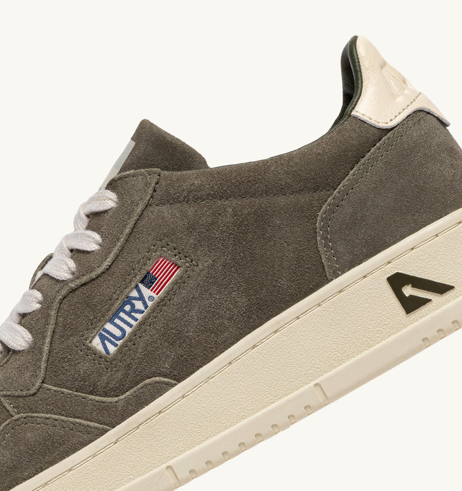 AUTRY - Basket Medalist Low Finish/suede Mislet / White