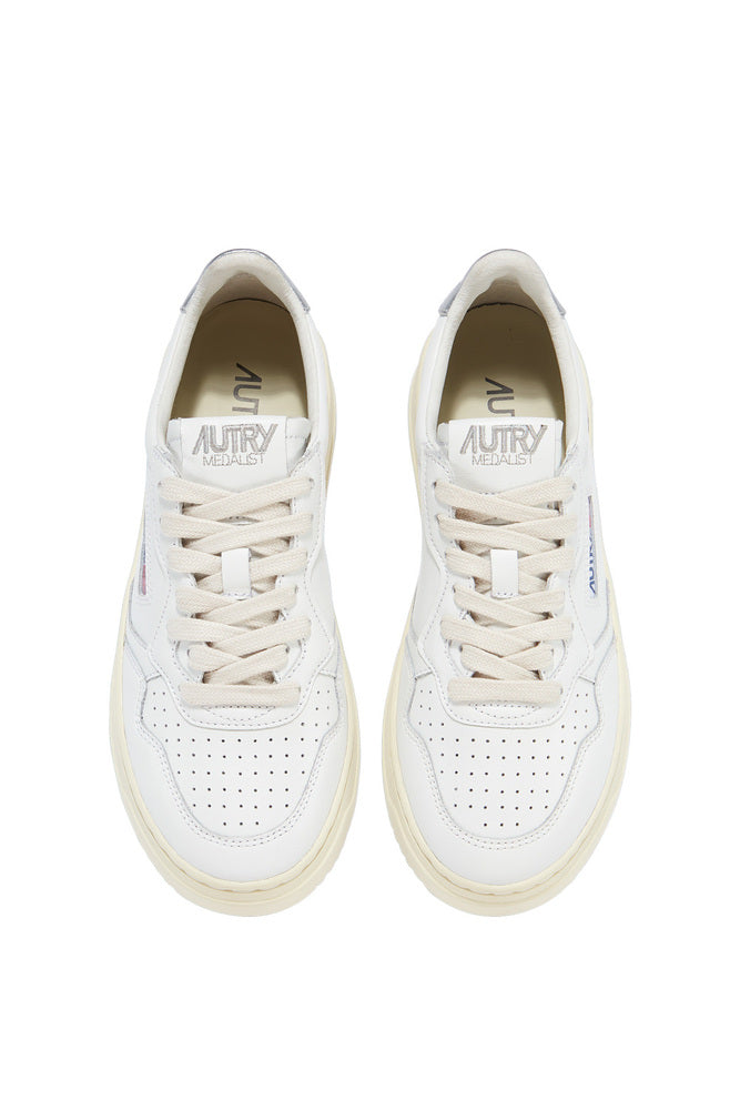 AUTRY - Basket Medalist Low cuir blanc / argent métallisé