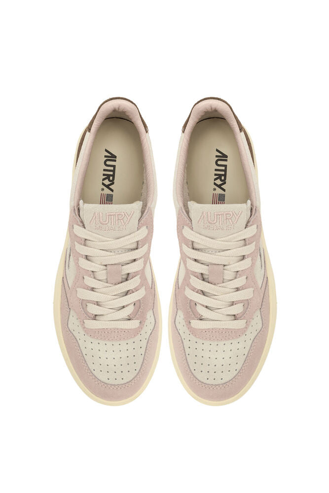 AUTRY - Basket Medalist Low tricolor en daim beige / rose et texas