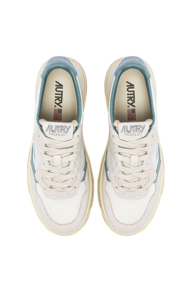 AUTRY - Basket Medalist Low virgin/crack white/celeste