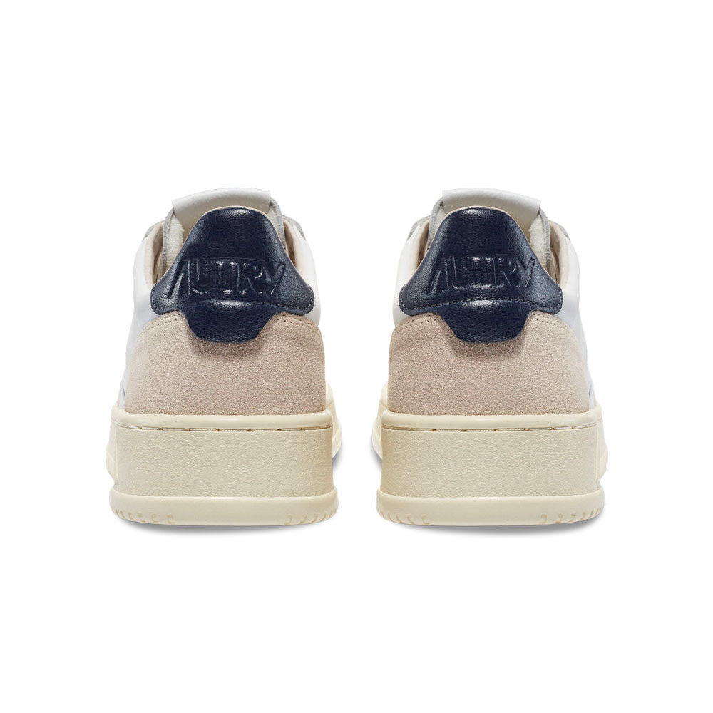 AUTRY - Basket Medalist en Cuir Blanc et Marine et daim beige