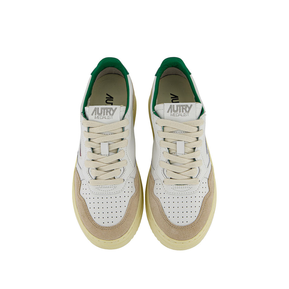 AUTRY - Basket Medalist en Cuir Blanc et vert et daim beige Game set Match