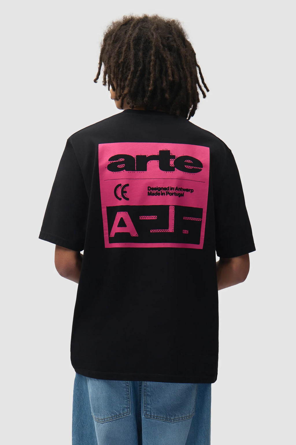 Arte - T-shirt Pink Serial Black