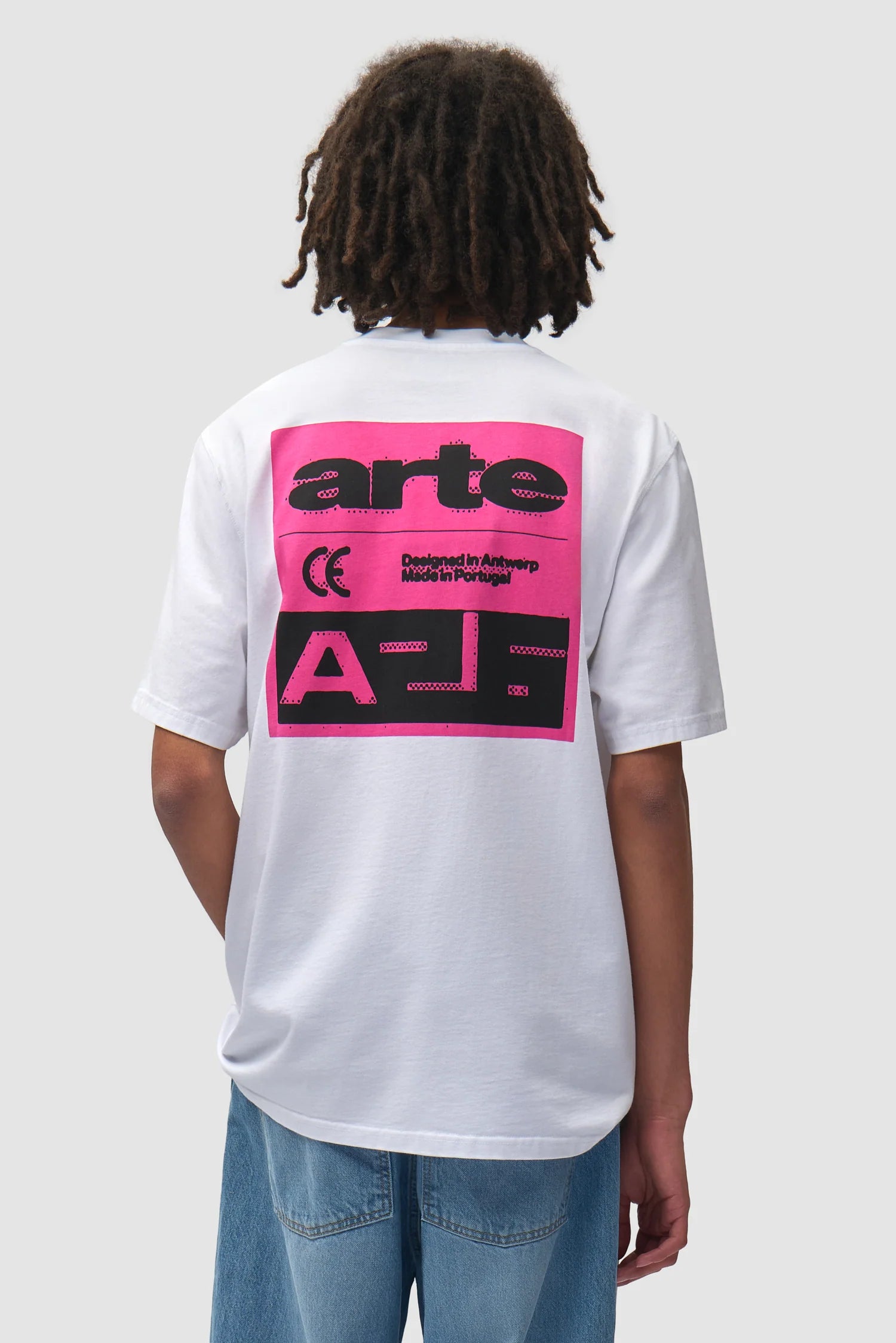 Arte - T-shirt Pink Serial White