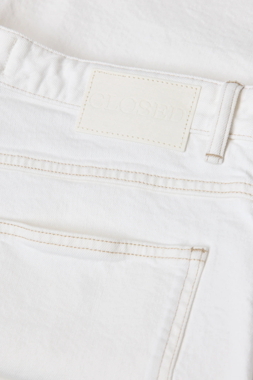 Closed - Short Springdale Relaxed Ivory