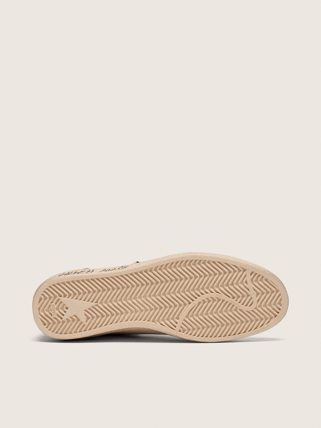 Golden Goose - Ball Star en Cuir Blanc avec etoile en cuir noir et contrefort façon léopard