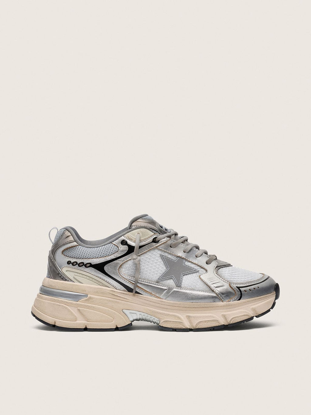 Golden Goose - LightStar en Mesh gris cuir Nappa argenté avec étoile en TPU gris
