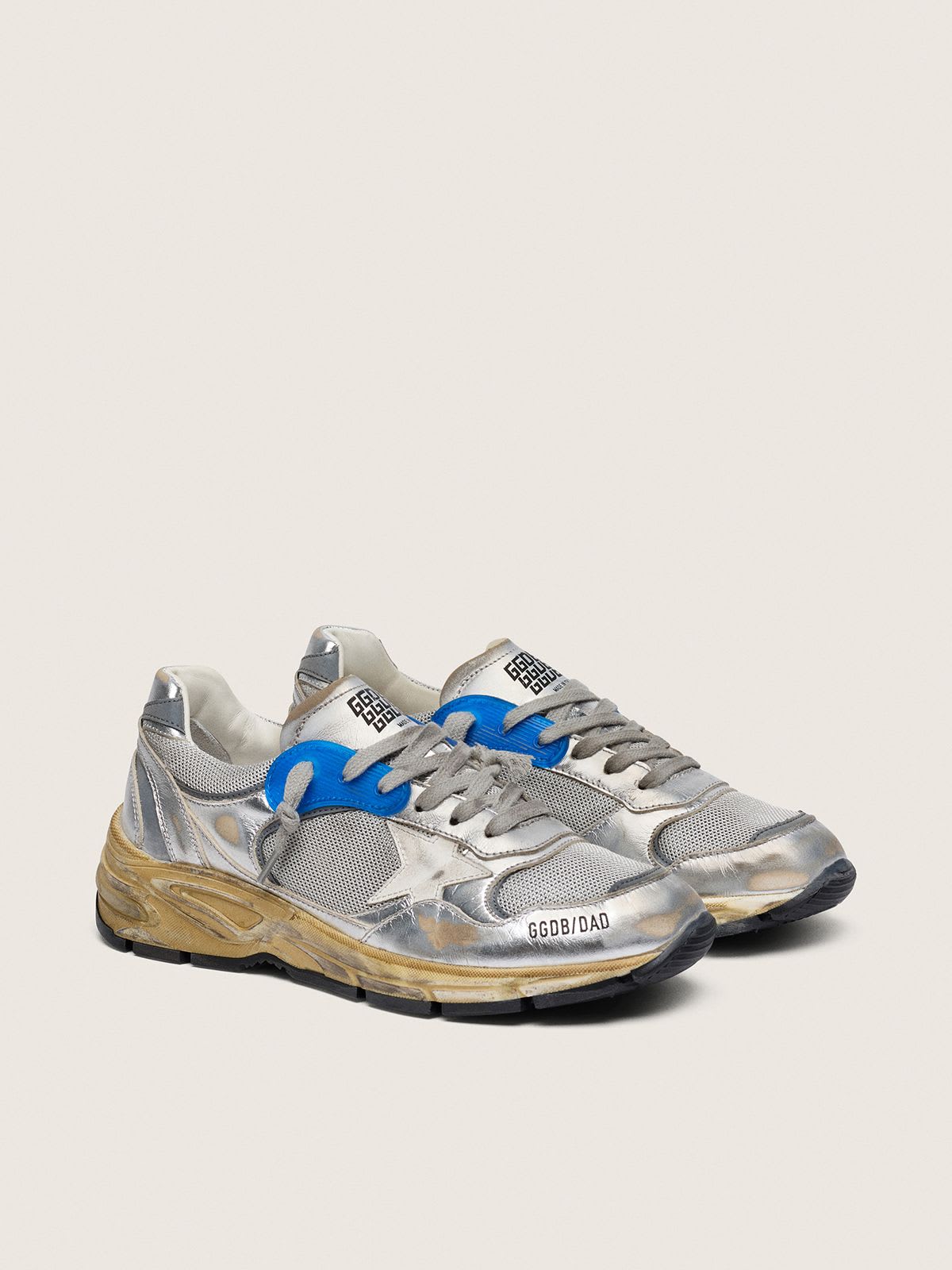 Golden Goose - Running Dad  cuir lamé Argenté et résille avec étoile en cuir Blanc