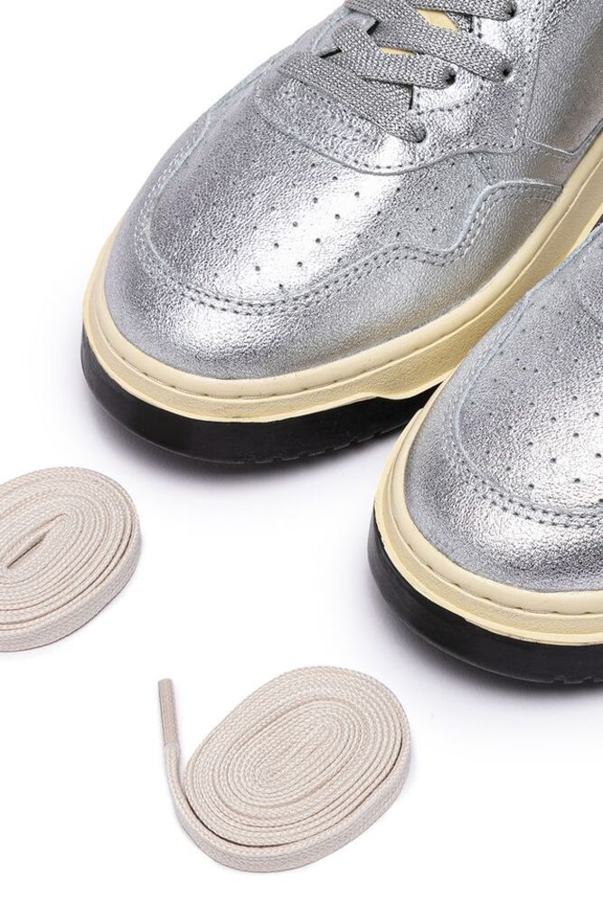 AUTRY - Basket Medalist Low en Cuir Argent et Noir