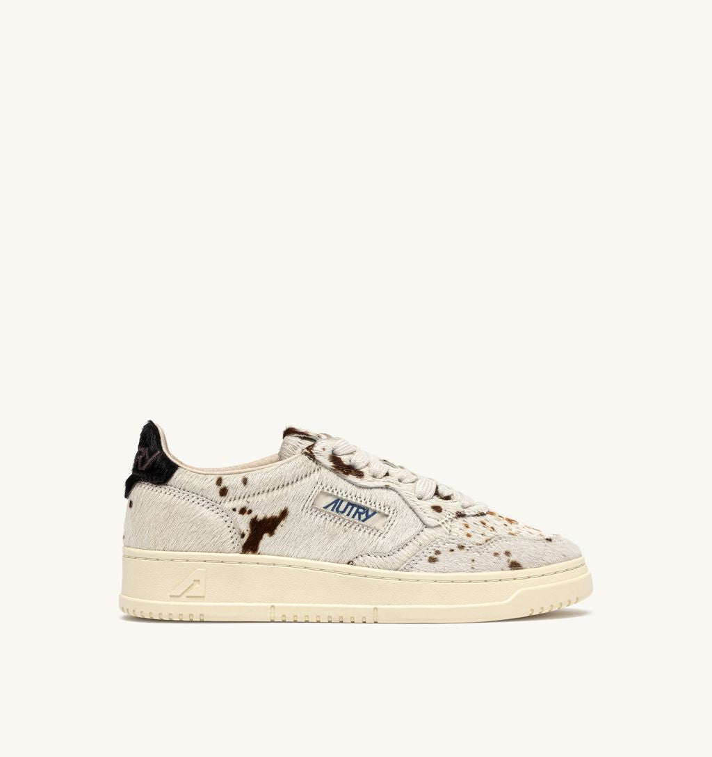 AUTRY - Basket Medalist Low Pony/Safari Drip/Brown