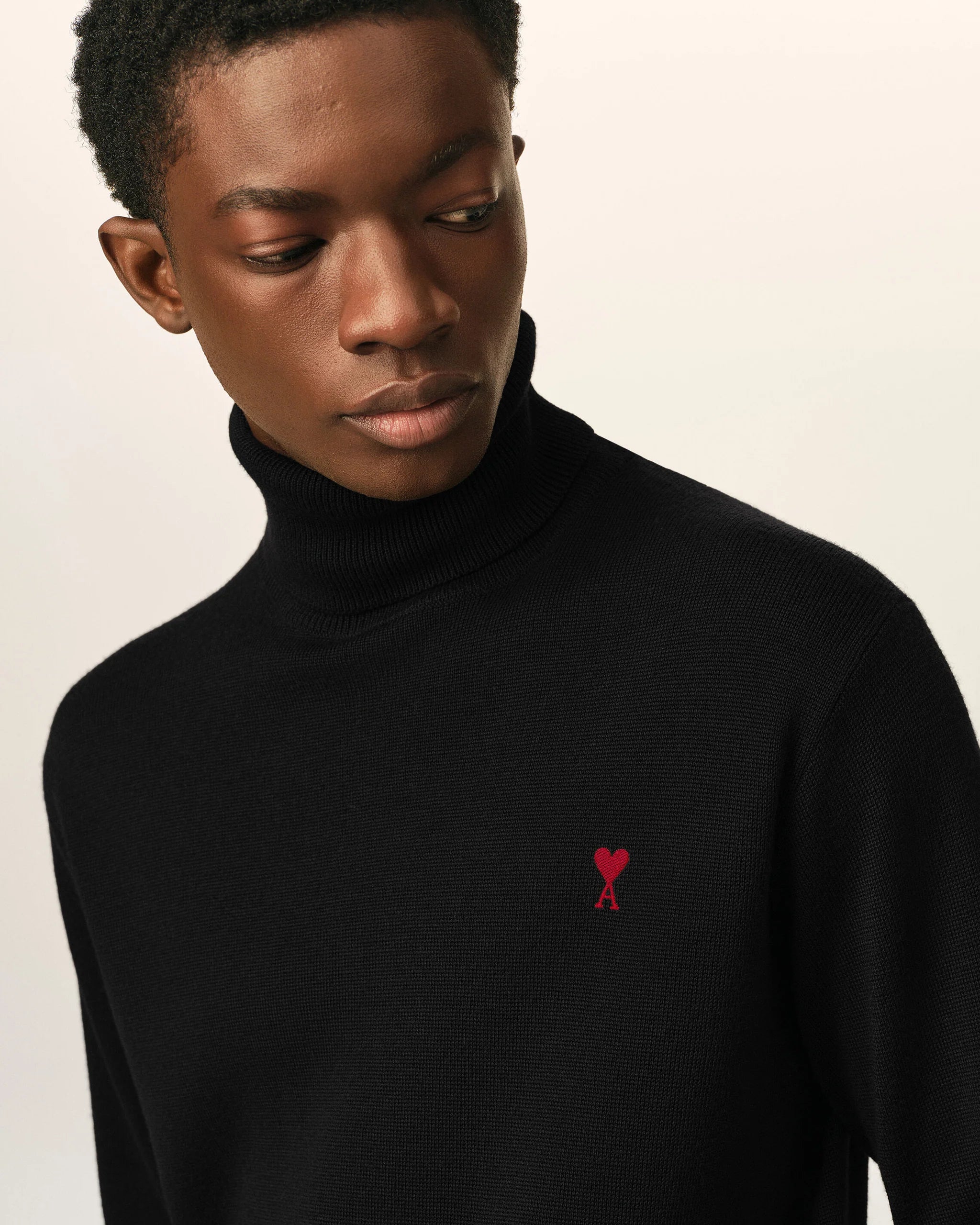 AMI - Pull col roulé Ami de Coeur Noir