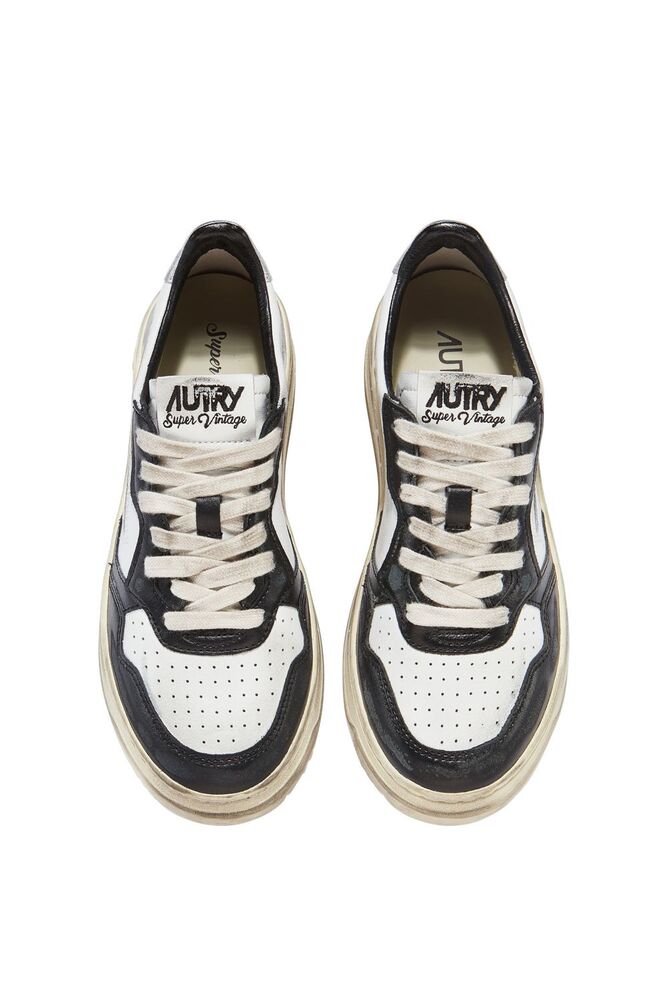 AUTRY - Basket Medalist Super Vintage en cuir blanc / noir et argent
