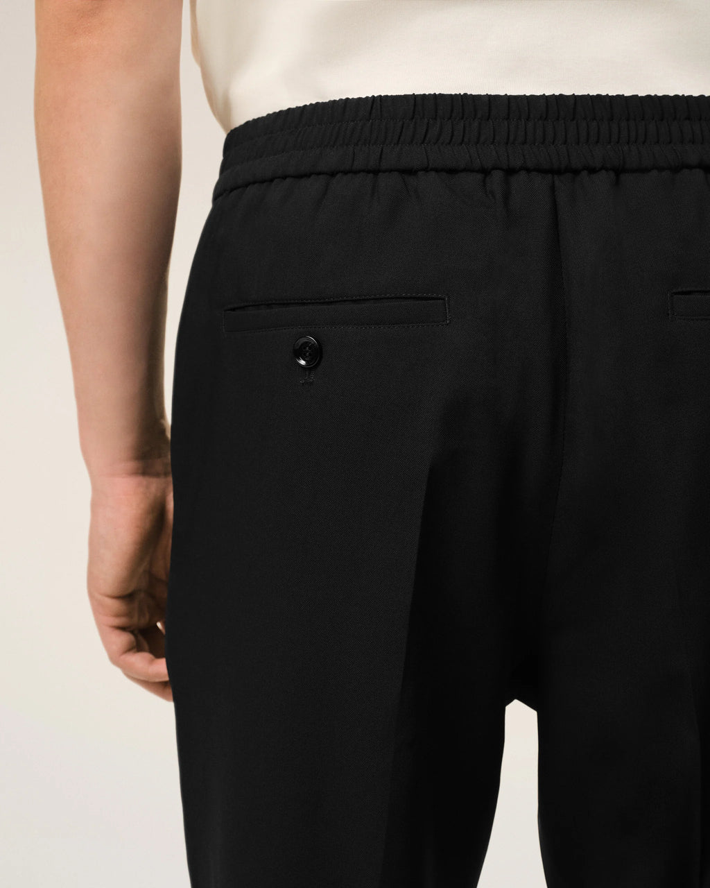 AMI - Pantalon taille élastiquée Noir