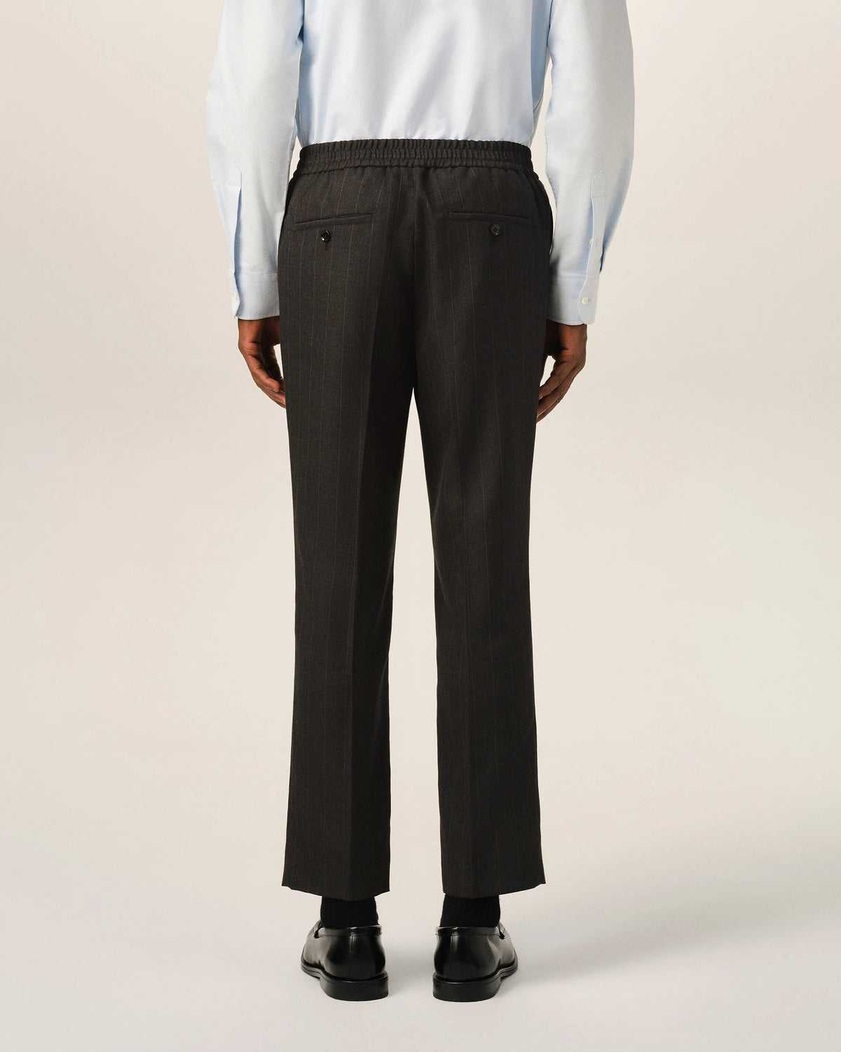 AMI - Pantalon taille élatiqué rayé Gris/Marron Chocolat