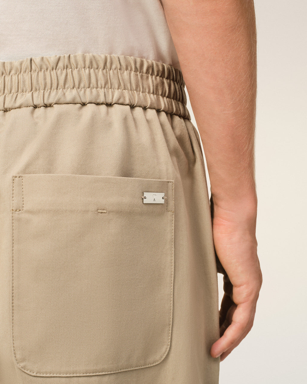 AMI - Pantalon Beige Taille Elastiquée Beige Taupe