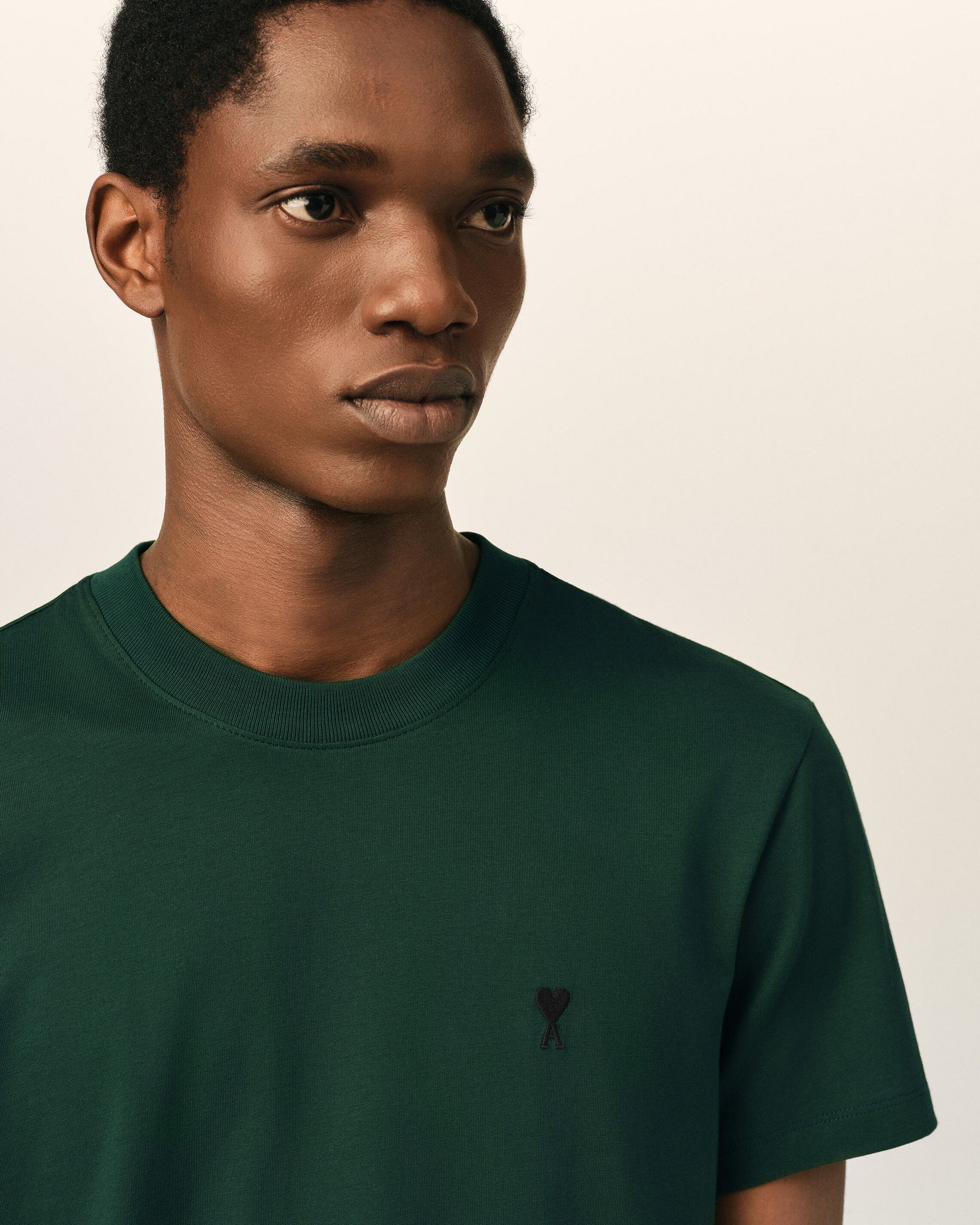 AMI - T-shirt Ami de coeur Vert Bouteille/Noir