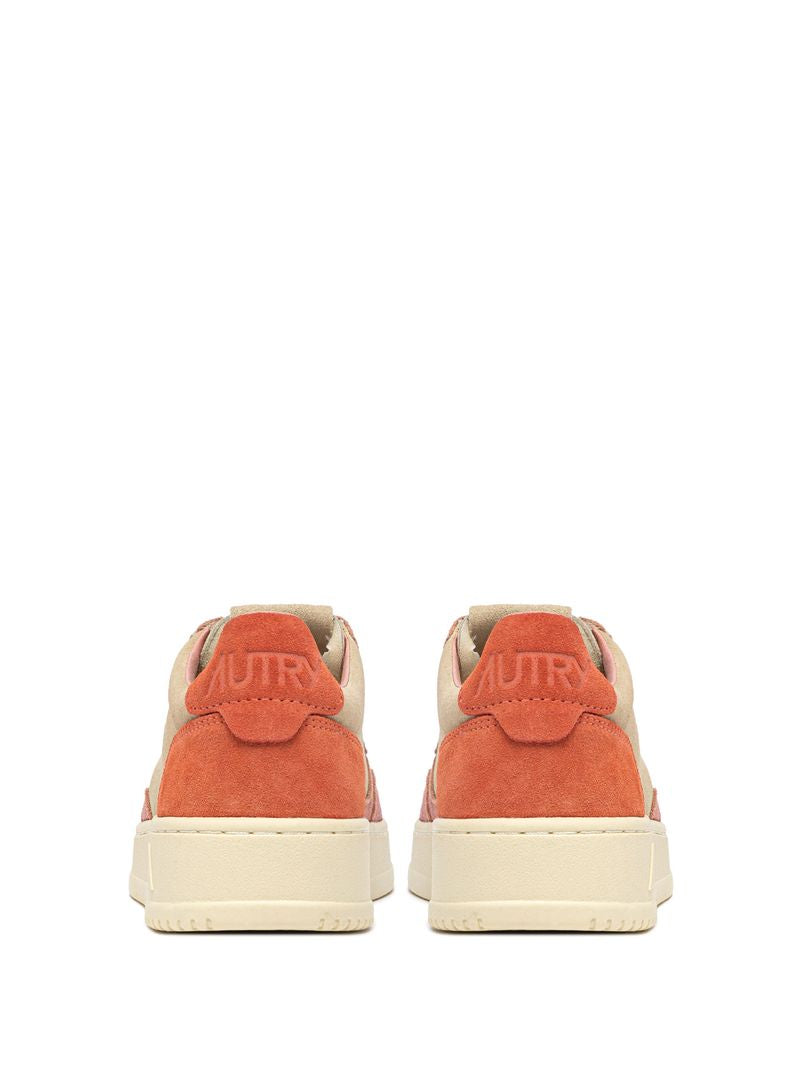 AUTRY - Basket Medalist Low Tricolor suede Cameo/Papa