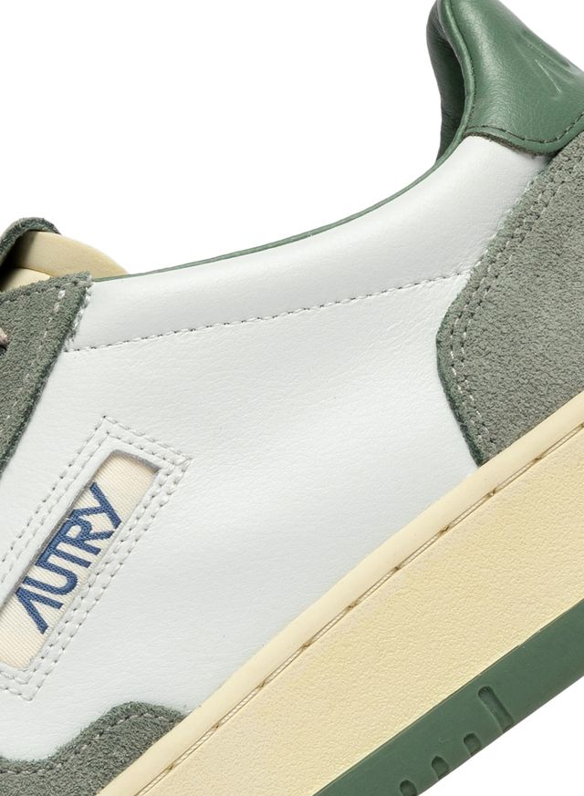 AUTRY - Basket Medalist Low cuir Suede Bicolor White/Milit