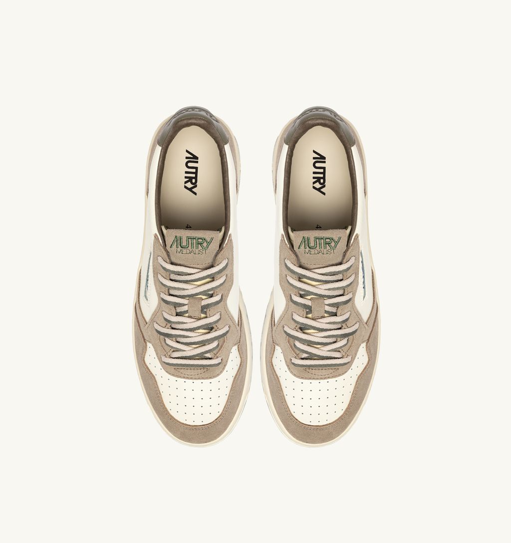 AUTRY - Basket Medalist Low cuir Suede Bicolor White/Licorice