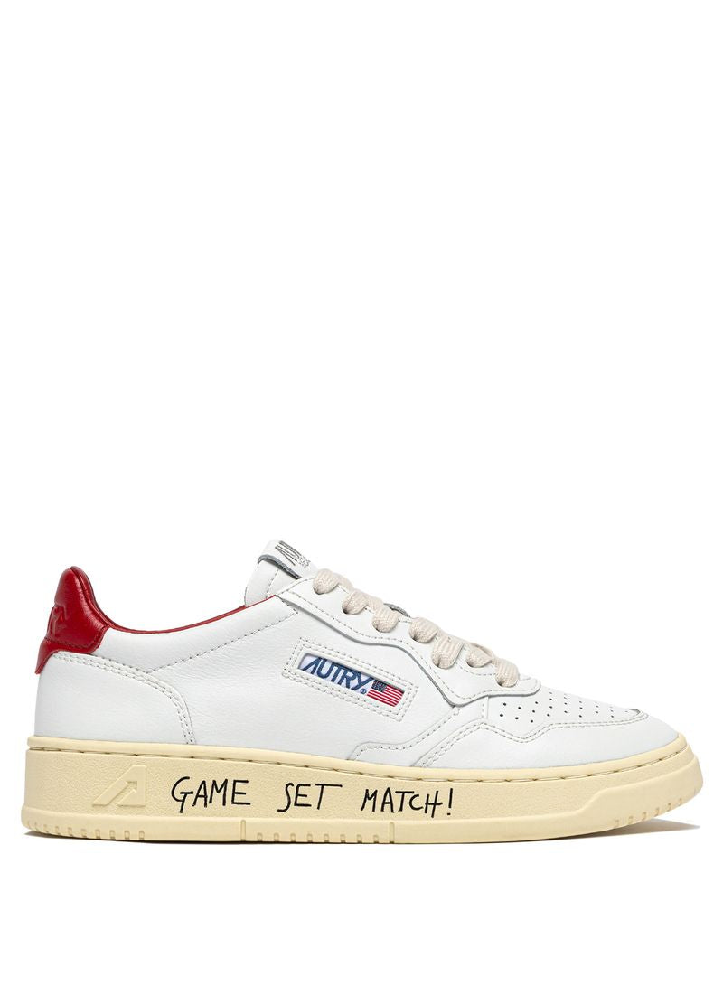 AUTRY - Basket Medalist Low Game Set Match cuir blanc / rouge