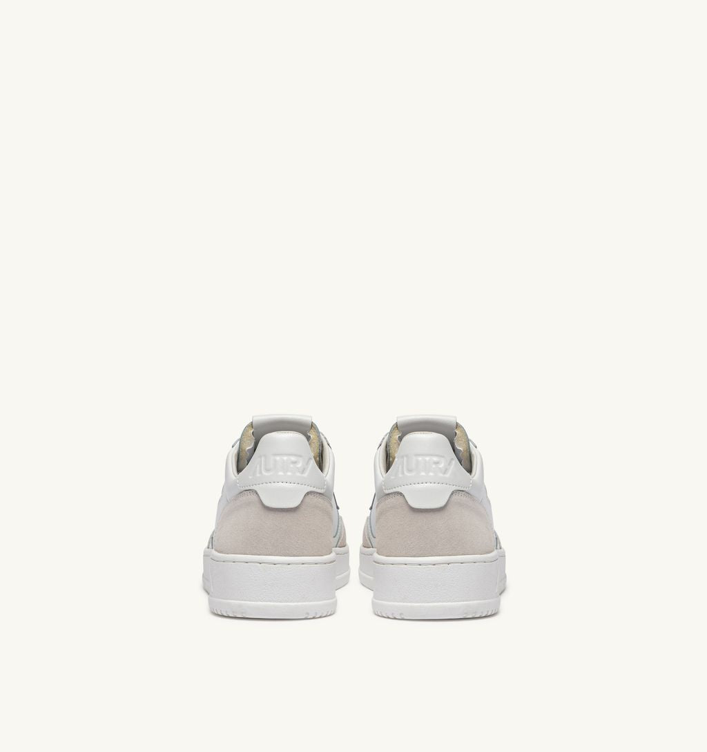 AUTRY - Basket Medalist Low cuir suede Total White