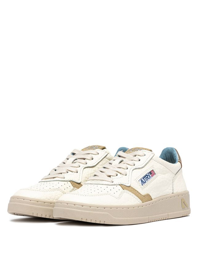 AUTRY - Basket Medalist Low cuir effet éléphant détails  black / platine / Spon