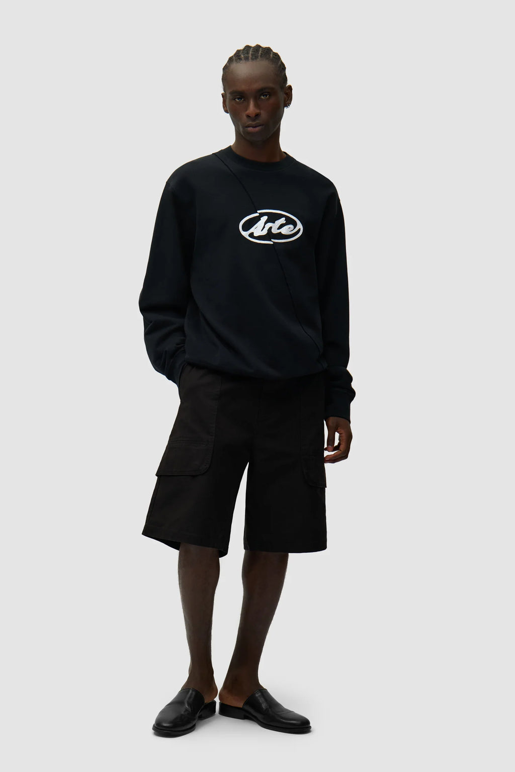 Arte - Sweatshirt Brodé avec logo circulaire Noir