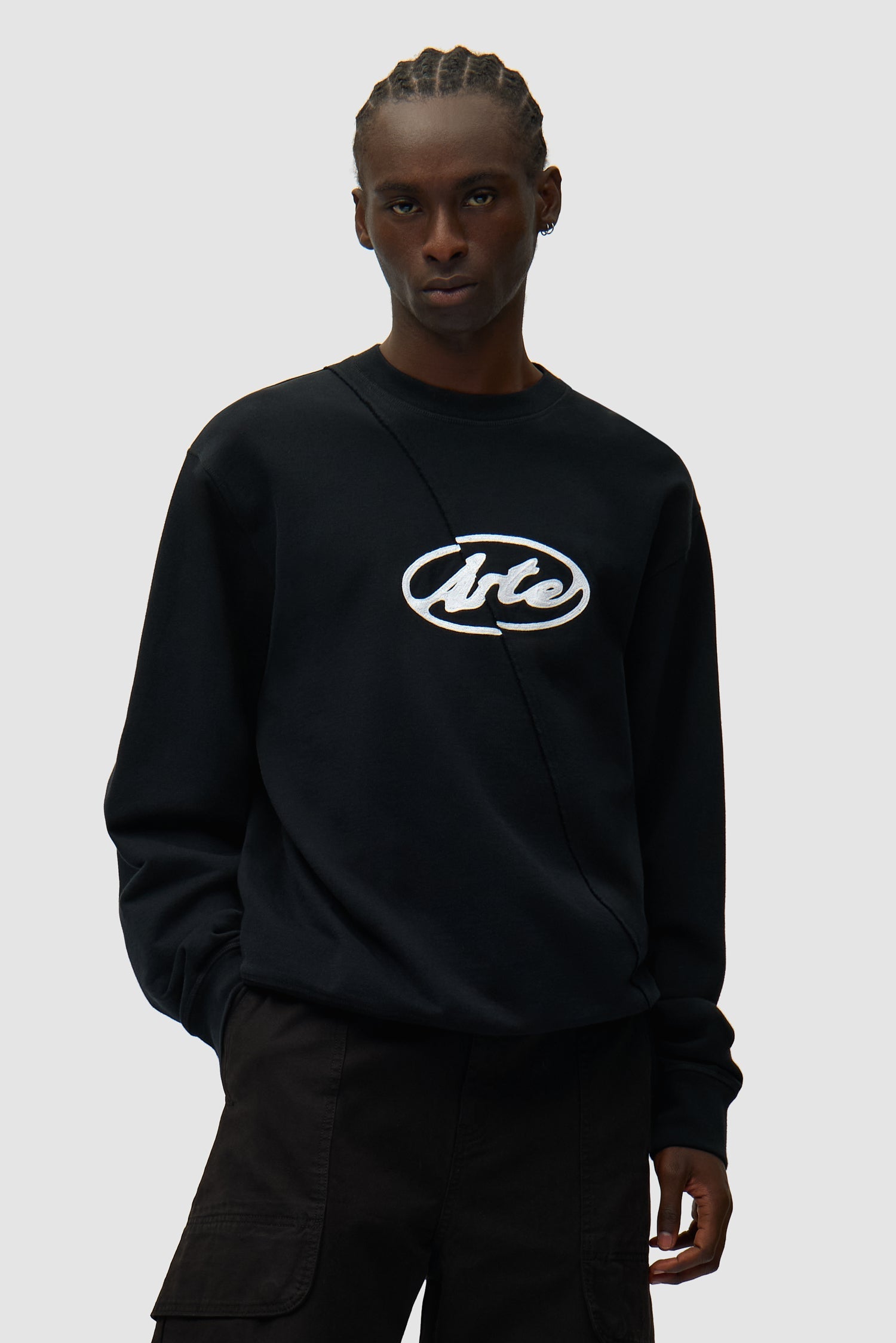 Arte - Sweatshirt Brodé avec logo circulaire Noir