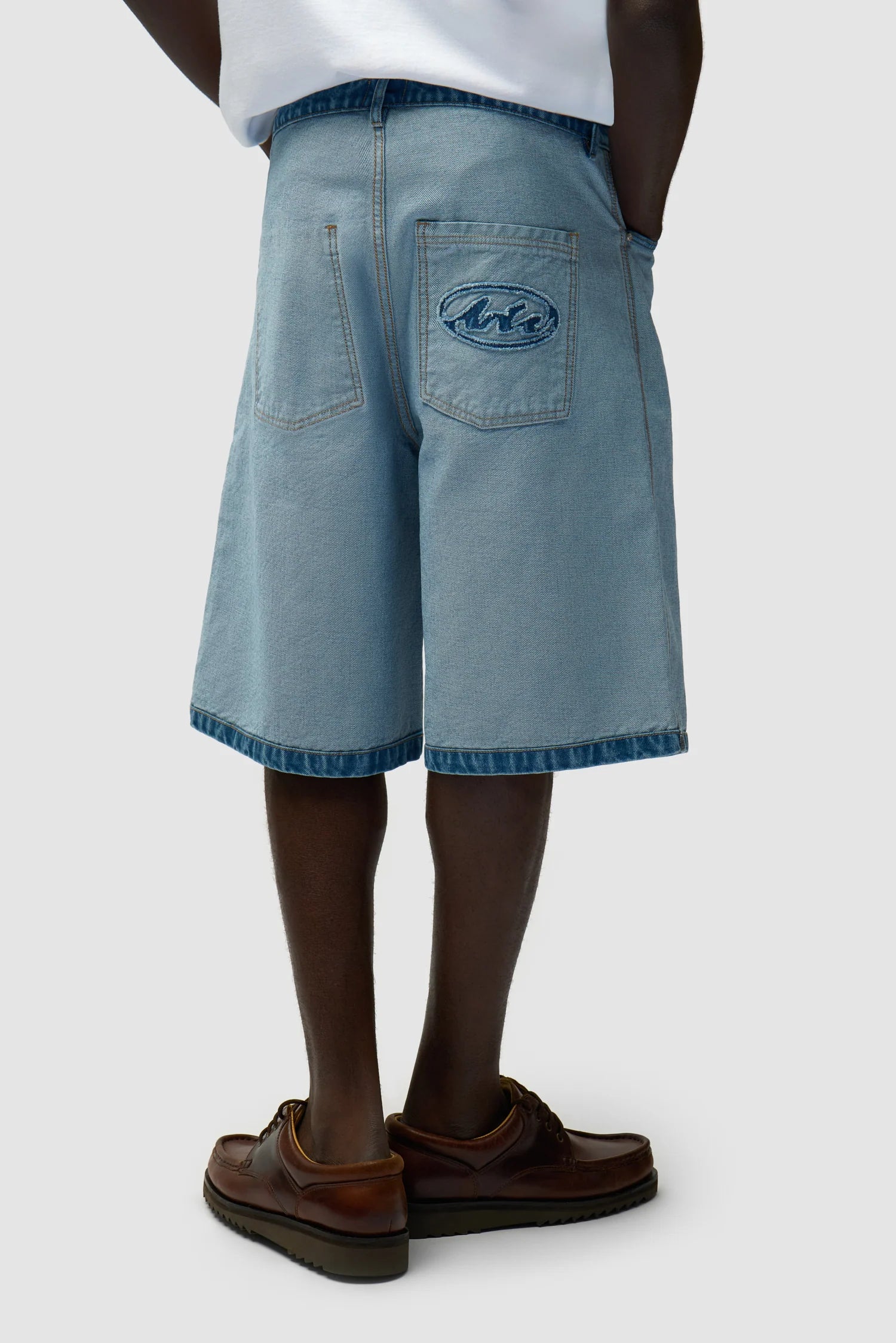 Arte - Short en denim à l'envers Bleach