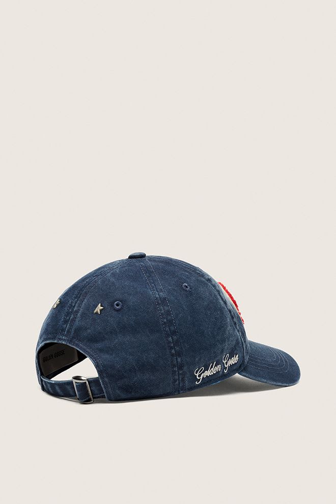 Golden Goose - Casquette Bleu denim avec patch rouge et blanc en éponge