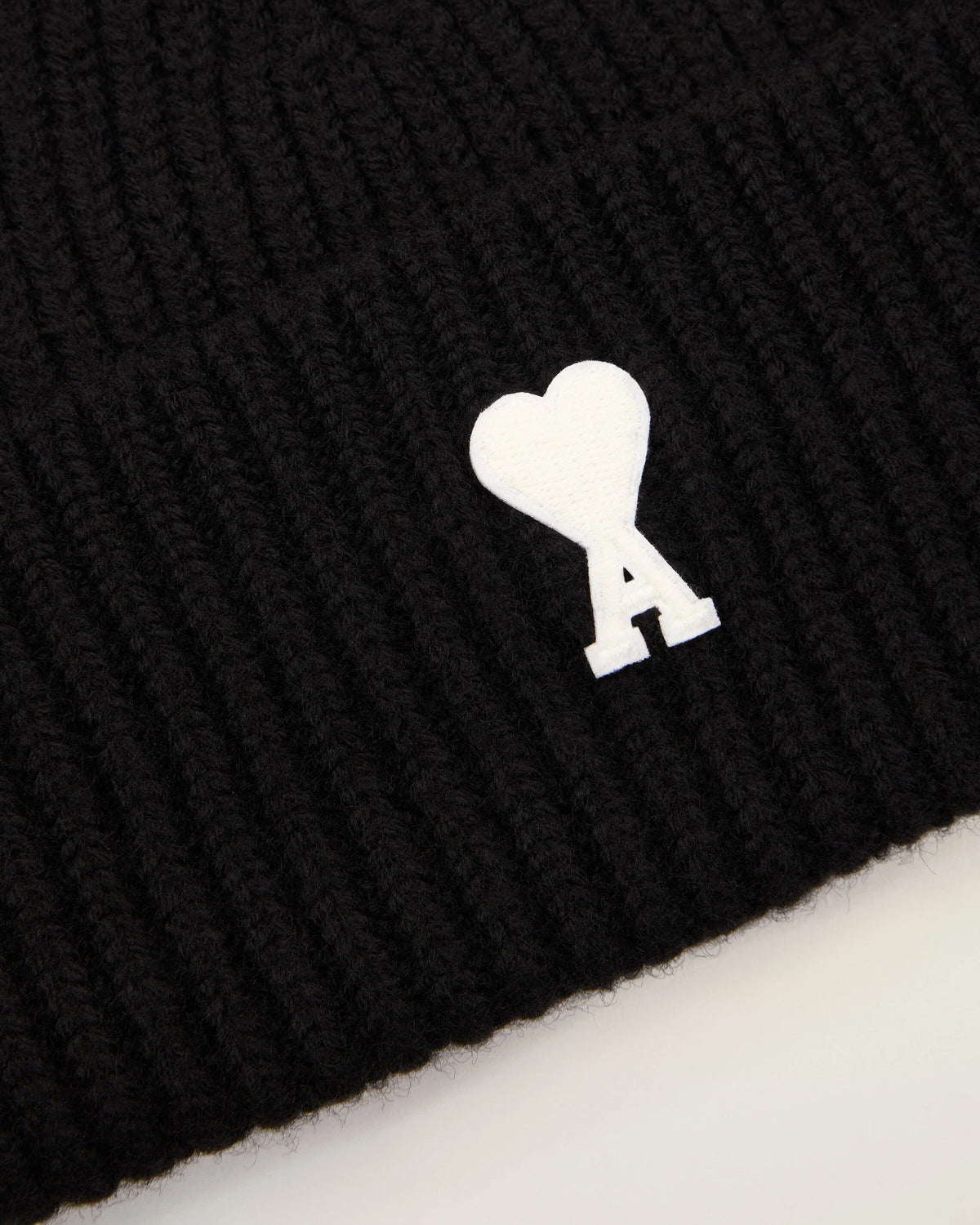 AMI - Bonnet Ami de Coeur Noir