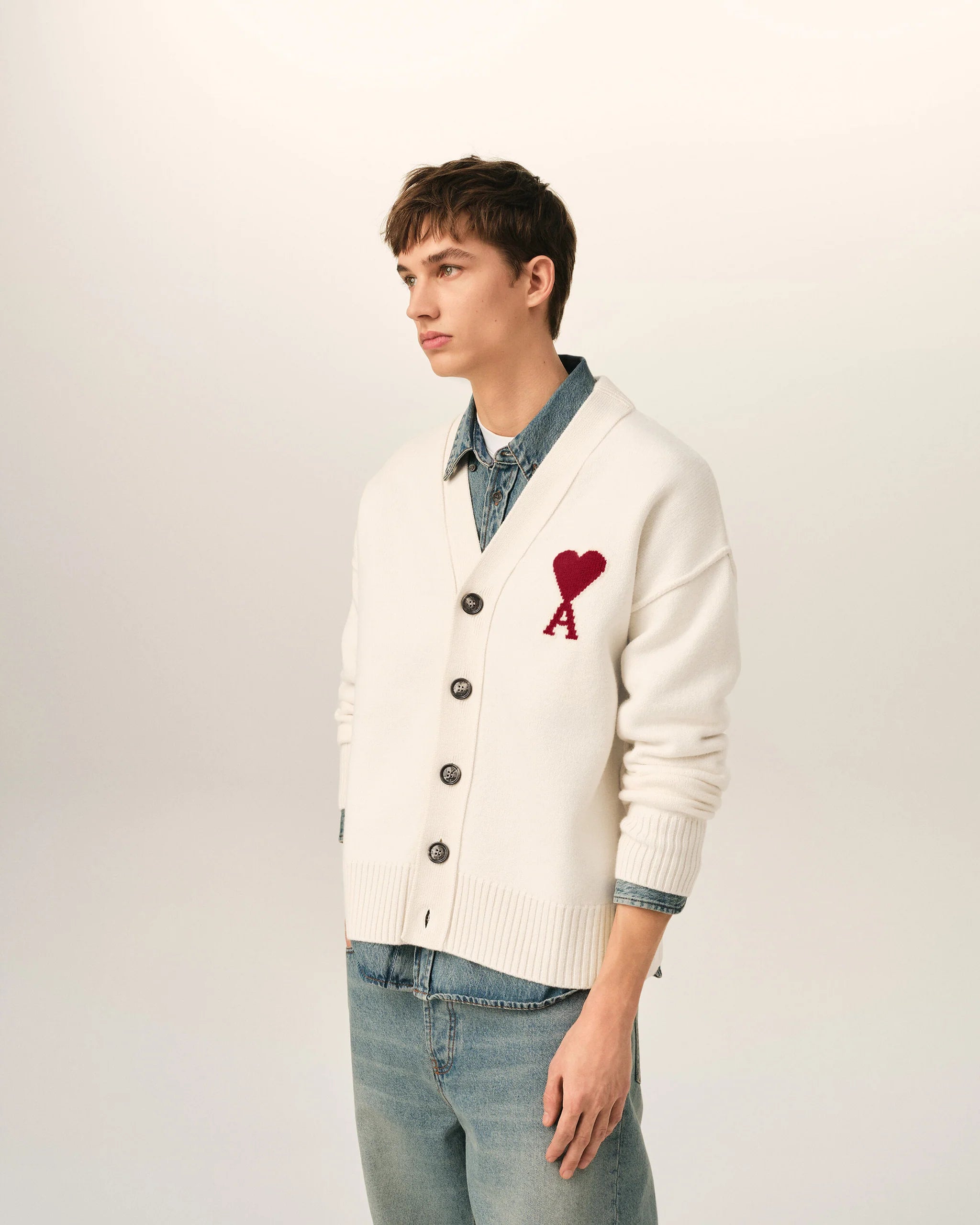 AMI - Cardigan V Neck Ami de coeur Ecru