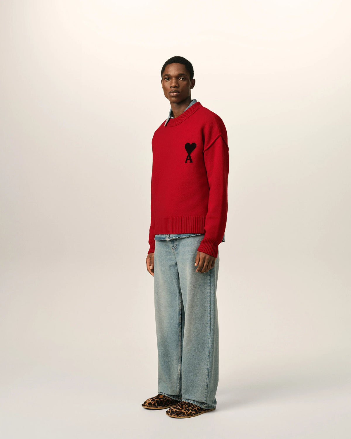 AMI - Pull en laine Ami de Coeur Rouge Rubis